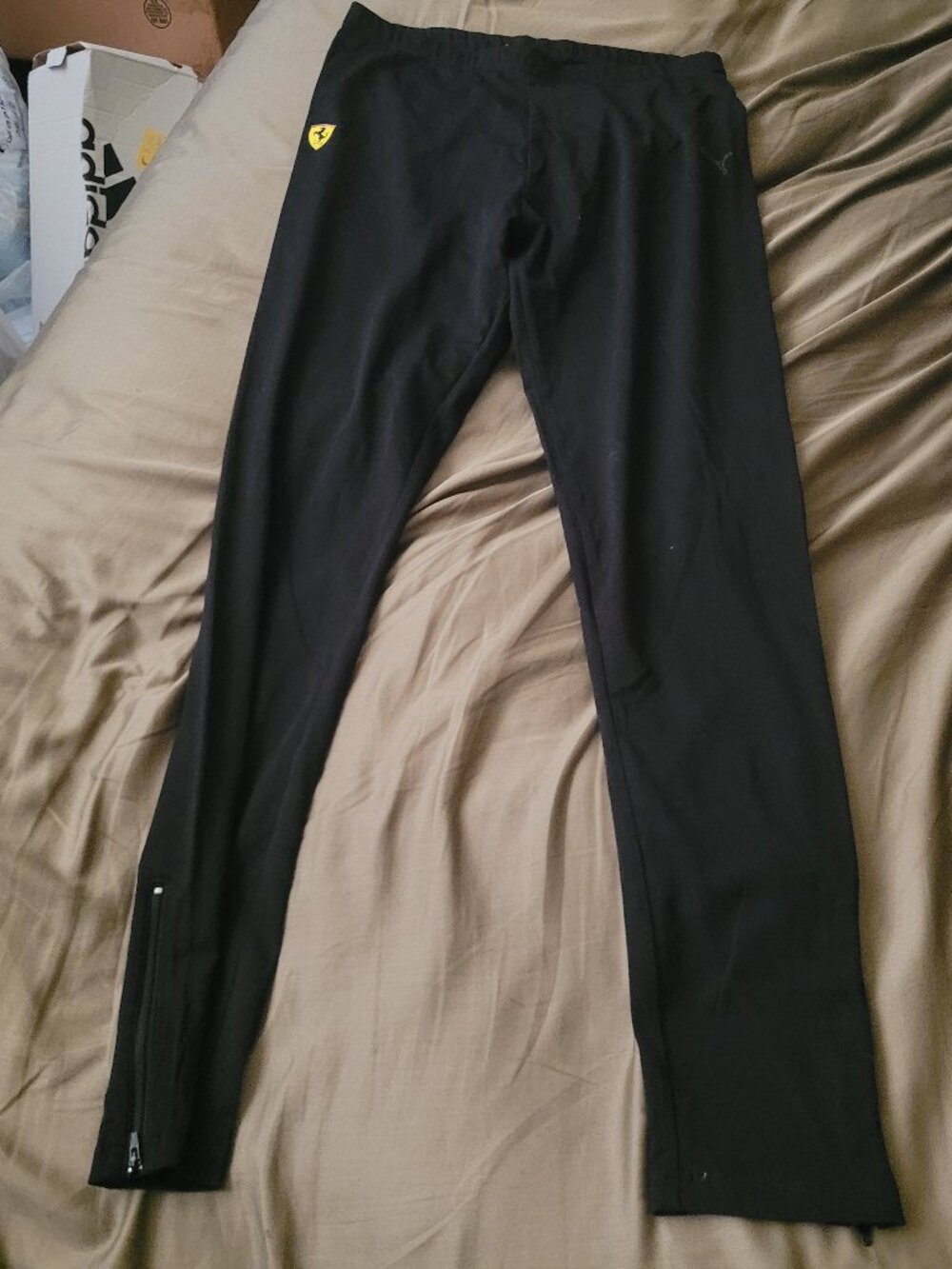 Brand-New With Tags Women's Puma Ferrari Athletic Leggings Zip Ankle Pants